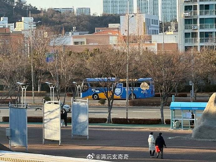  泰山隊退賽！博主：蔚山的大巴已經(jīng)抵達球場，隨后又開了回去