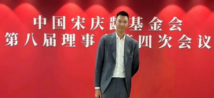  時隔5個月首次公開露面！大河報：易建聯(lián)關(guān)聯(lián)公司成被執(zhí)行人