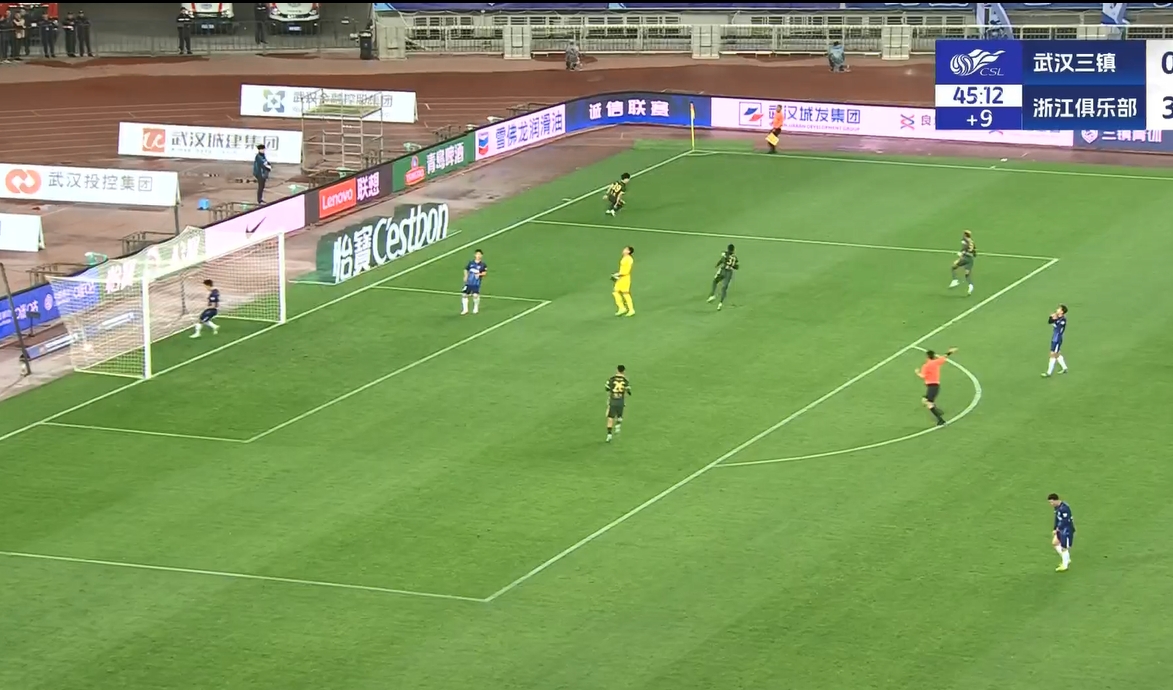  18歲王鈺棟中超處子球！三鎮(zhèn)后防白給，浙江半場(chǎng)4-0領(lǐng)先