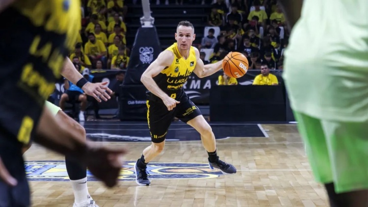  NBA初代老六，42歲進(jìn)入生涯巔峰？！
