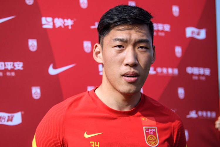  北青體育：朱辰杰是否以“面具人”形象出戰(zhàn)18強賽，仍需多方溝通