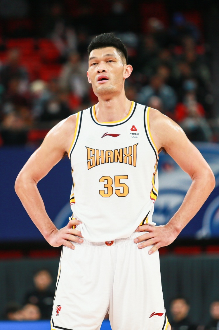  手感不佳！葛昭寶全場8投1中得到2分2籃板2助攻