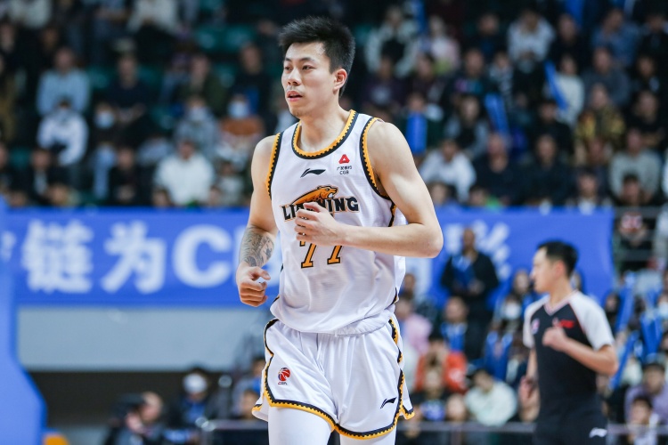  復出還要找狀態(tài)！張鎮(zhèn)麟半場6中1僅拿2分1板4助1斷