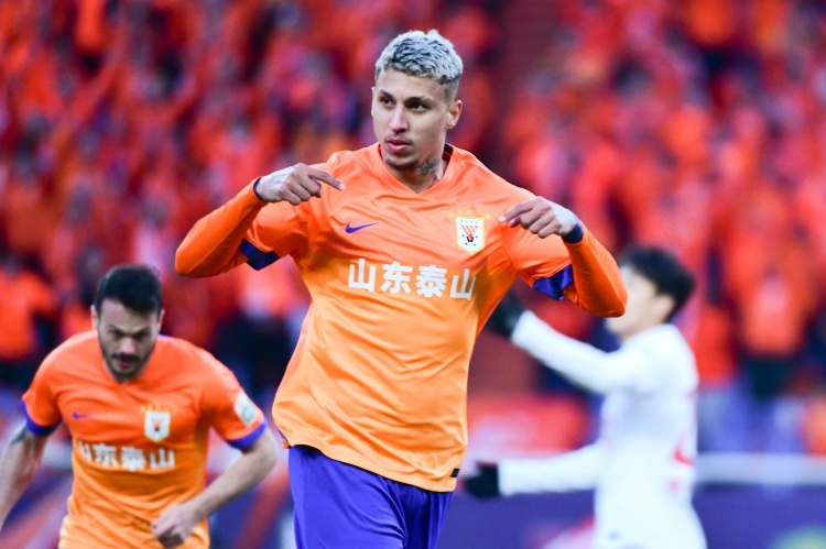  克雷桑：今天我們有理由慶祝，五外援對提升勝率會有非常大的幫助