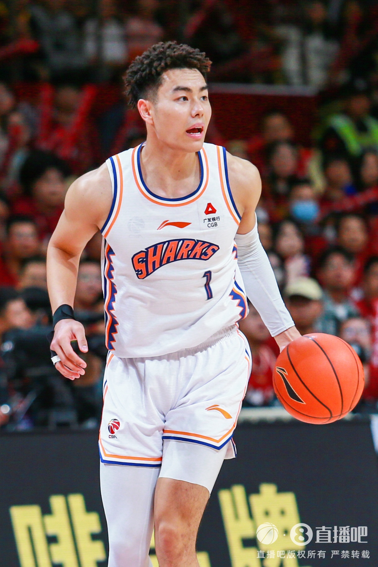  狀態(tài)火熱！李添榮15投10中&三分12中7 得到28分3板2助