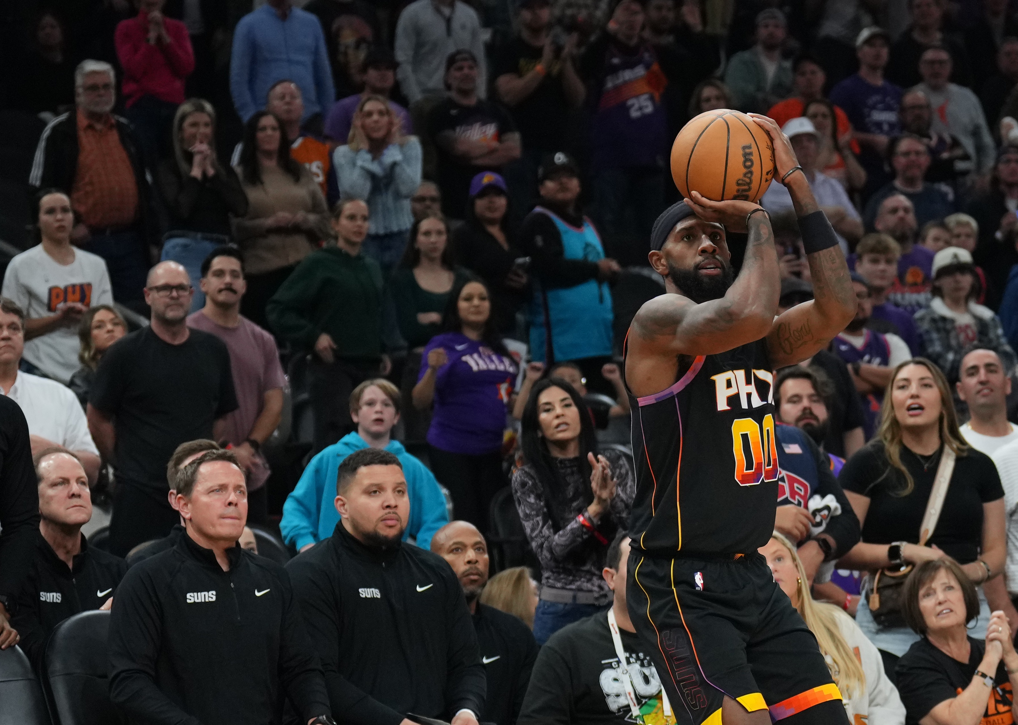  拼盡全力！羅伊斯-奧尼爾16中10空砍生涯新高27分 三分12中6