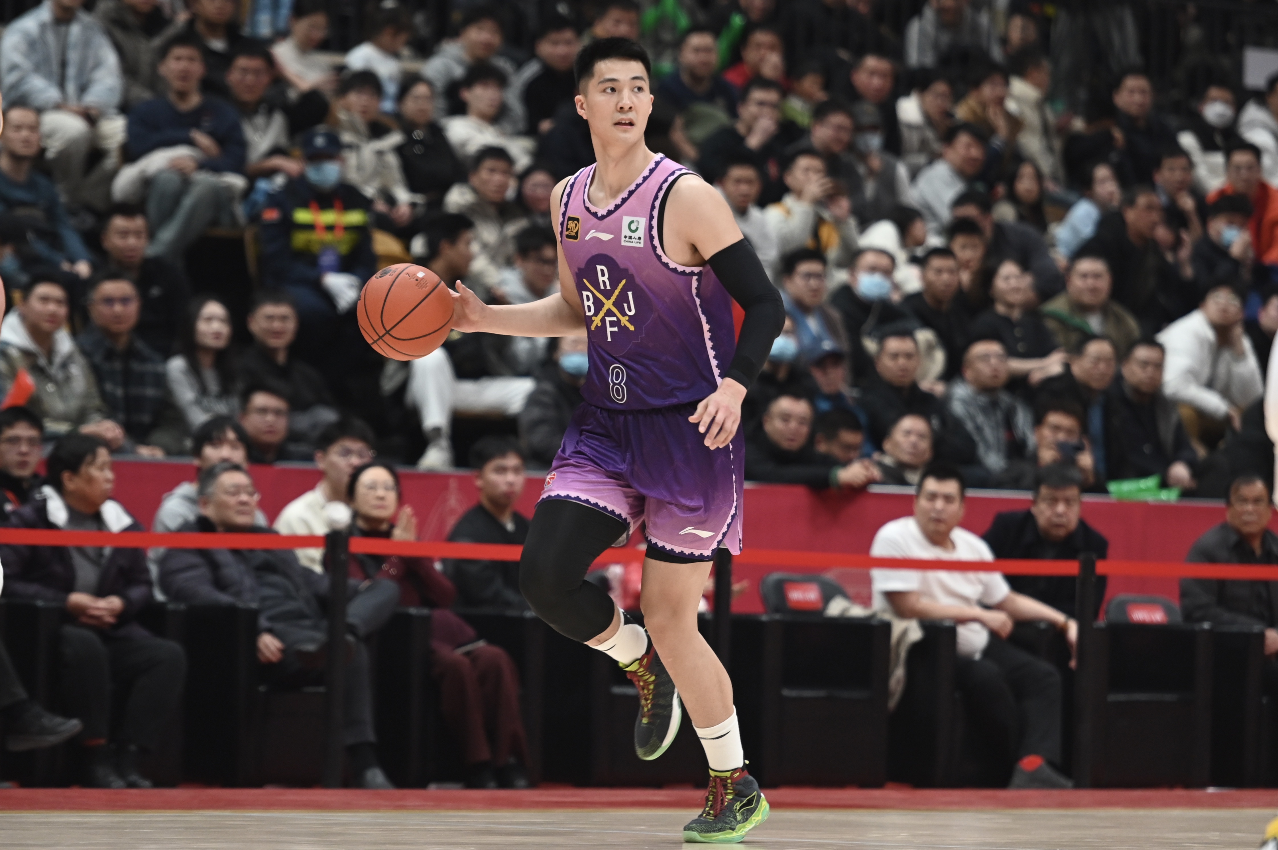  打得不錯！朱松瑋半場6中3&三分2中1拿7分&搶下7個籃板