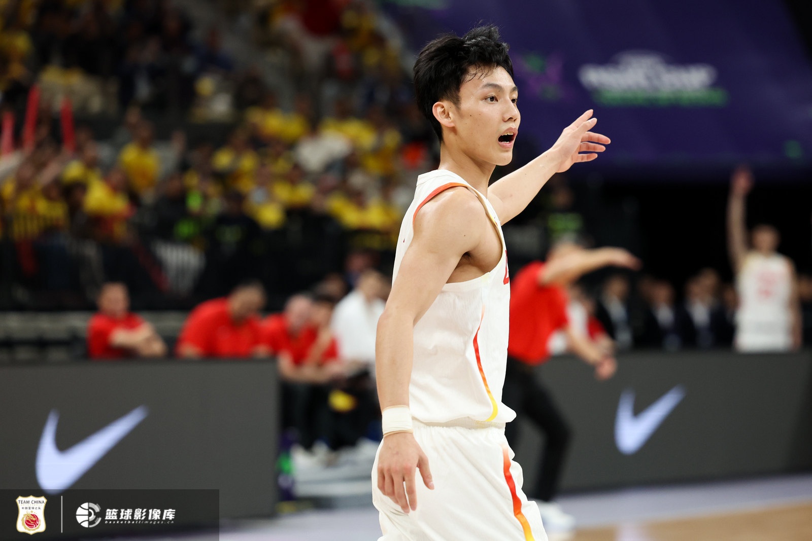  首發(fā)出戰(zhàn)不在狀態(tài)！徐杰全場(chǎng)3中0沒(méi)得分 拿到3板1助2斷另2失誤