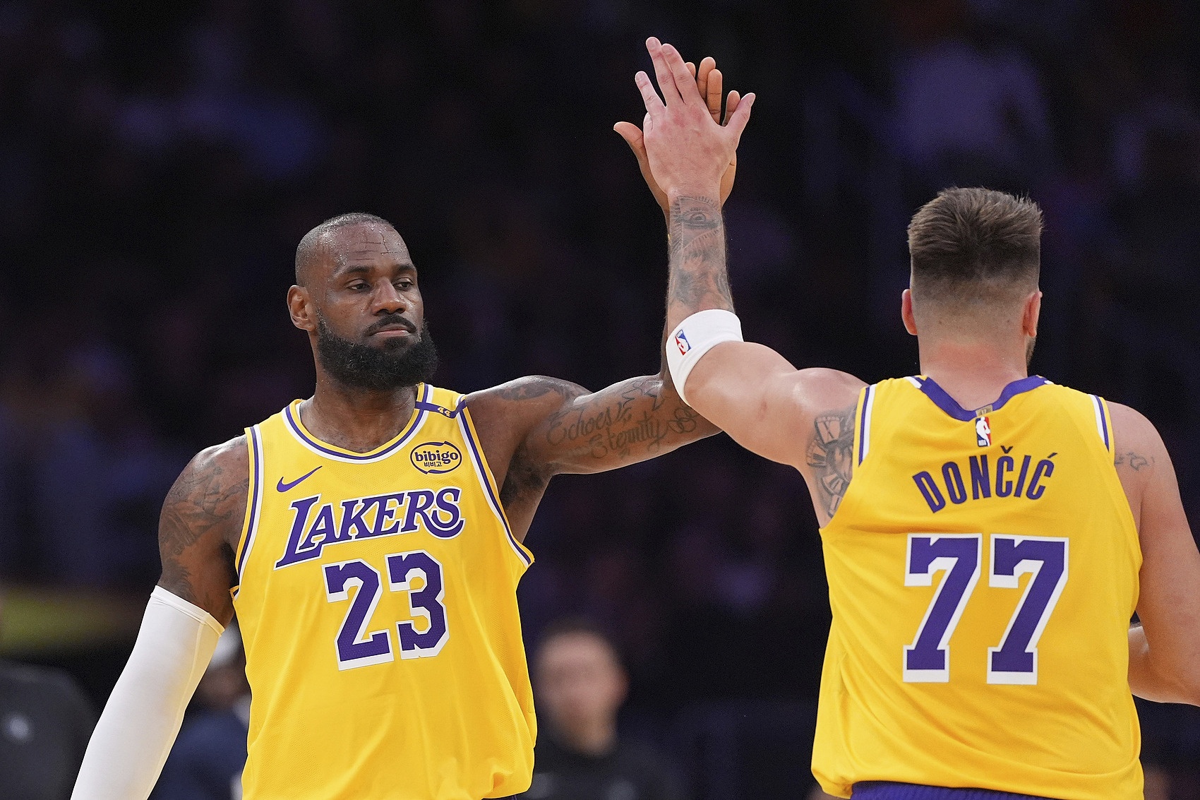  ESPN只聊湖勇？A-史密斯：巴克利是媒體人但根本不懂人們愛看什么